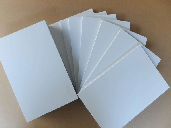 Calcium zinc stabilizer foam board